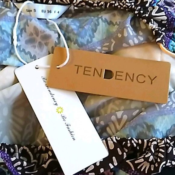 Tendency Multicolor Sun Dress. Size Small - Picture 9 of 10